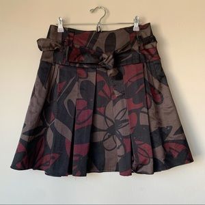 M Siamo Pleated A-Line Skirt Floral Brown Red Black Tie Waist Size 8